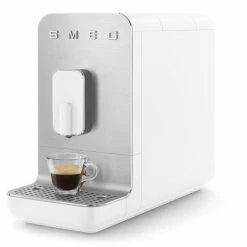 Rabatt 🤩 Kaffeevollautomat BCC01WHMEU in weiß 🧨 -Küchenkleingeräte Verkäufe bcc01whmeu 11 freisteller