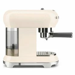 Am billigsten ⌛ Espresso-Kaffeemaschine ECF01CREU in beige ⌛ -Küchenkleingeräte Verkäufe ecf01creu 14 freisteller