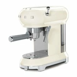 Am billigsten ⌛ Espresso-Kaffeemaschine ECF01CREU in beige ⌛ -Küchenkleingeräte Verkäufe ecf01creu 7 freisteller